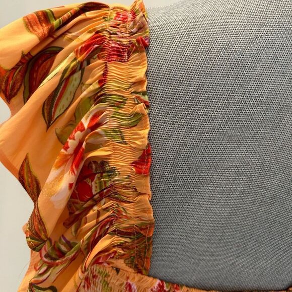 Rose + Olive Crop Top - Picture 4 of 10